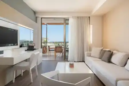 Avra Imperial - 100