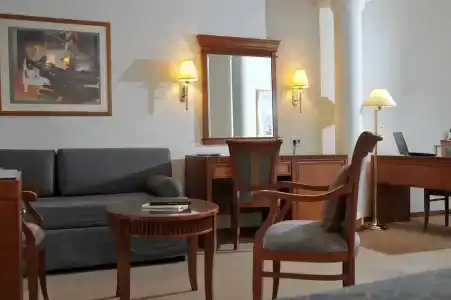 Athens Atrium & Jacuzzi Suites - 43