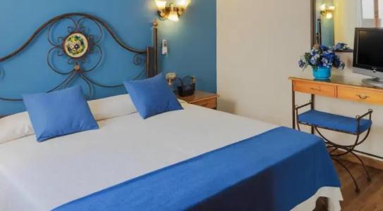 Regency Torviscas and Suites - 63