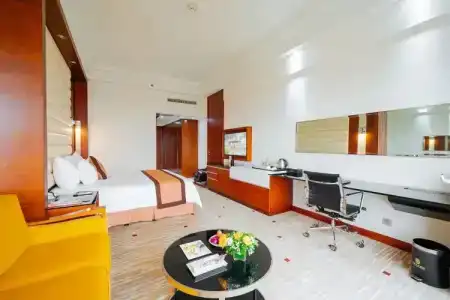 Royal Halong - 60