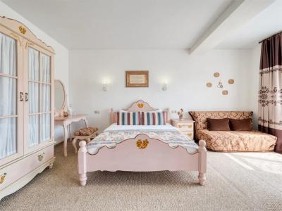 Savva Boutique - 43