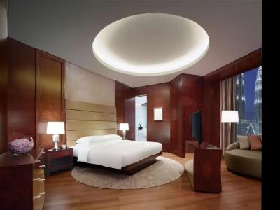 Grand Hyatt - 65