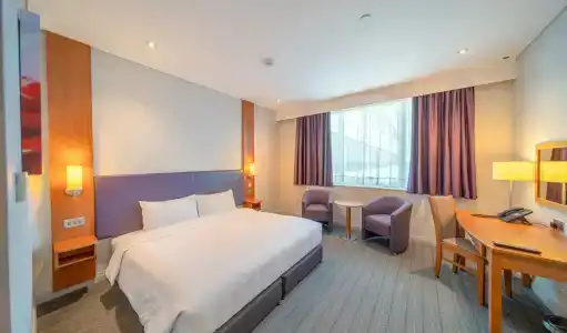 Premier Inn Dubai Silicon Oasis - 29