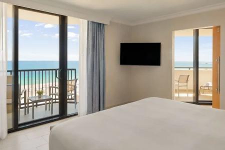 Fort Lauderdale Marriott Harbor Beach Resort & Spa - 65