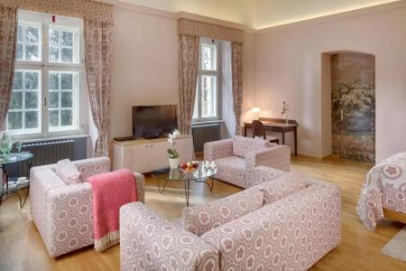 Chateau Třebešice - 22