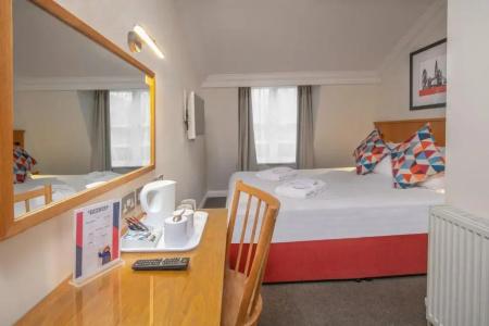 Queensway, Sure Collection by Best Western - 11