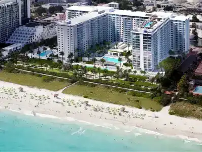 w South Beach - 0