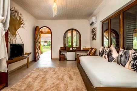 Bliss Praslin - 41