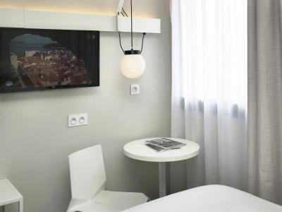 Ibis Annecy - Cran-Gevrier - 44
