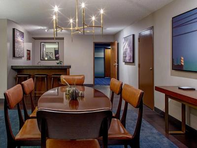 Hyatt Regency - 51