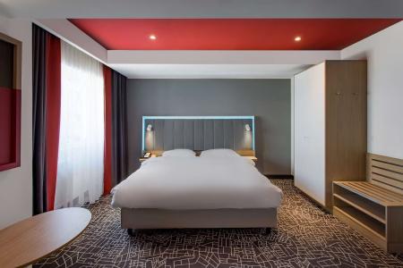 Park Inn by Radisson & Residence - 41