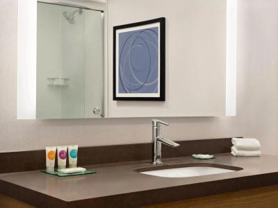 Hyatt Place Tucson Central - 44