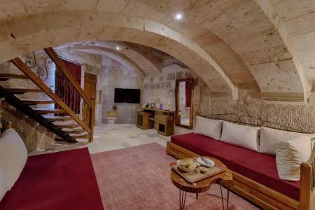 Hera Cave Suites - 135