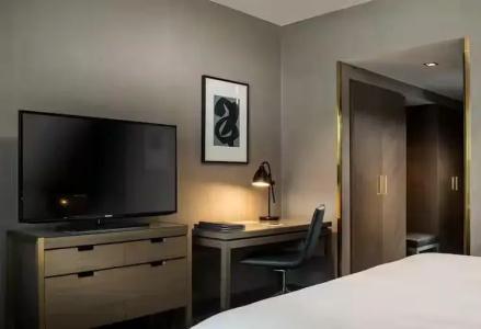 Hilton Vienna Plaza - 36