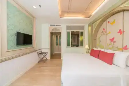 Salil Sukhumvit Soi 11 - 35