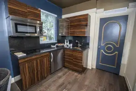 Riviera Suites - 66