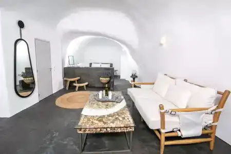 Elysian Santorini - 95