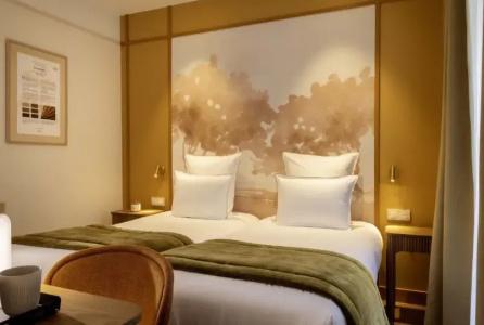 Hôtel Le Cardinal by Happyculture - 46