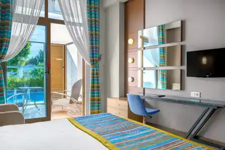 Long Beach Resort & Spa Deluxe - Ultra All Inclusive - 90