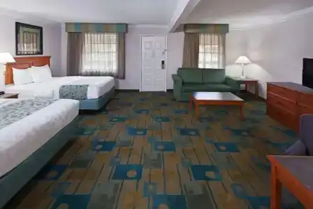 La Quinta Inn by Wyndham Austin Oltorf - 36