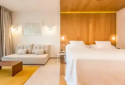 Higueron Malaga, Curio Collection by Hilton - 111