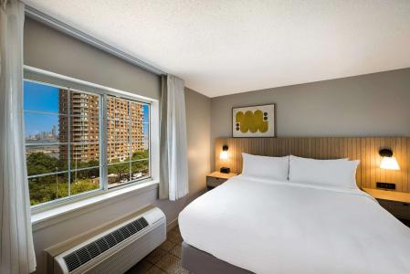 Sonesta Simply Suites Jersey City - 65