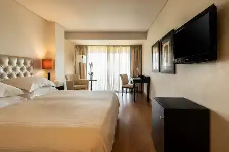 Plaza Resort - 58