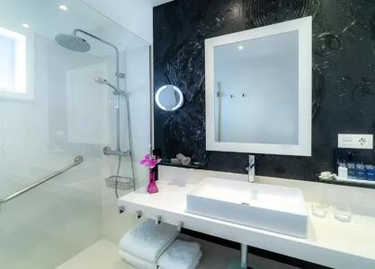 Lani's Suites de Luxe - Adults Only - 45