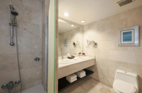 Ocean Blue & Sand Beach Resort - All Inclusive - 83