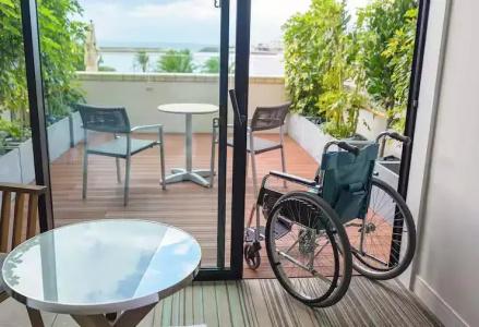 Hilton Okinawa Chatan Resort - 58