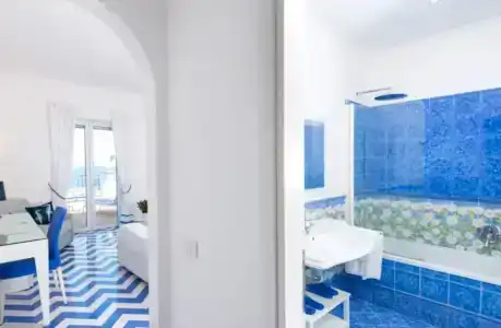 Relais Maresca Luxury Small - 77