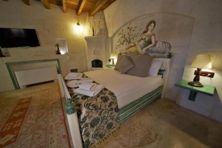 Caftan Cave Suites - 45