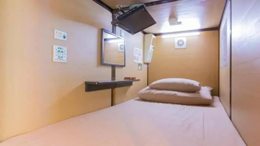 Capsule Anshin Oyado Akihabara - 24