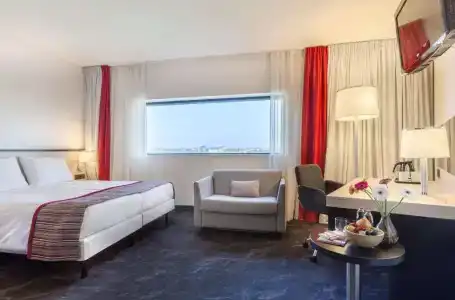 Park Inn by Radisson Leuven - 19