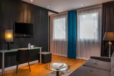 L'Empire Paris - 77