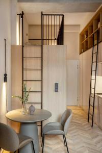 The Newel Psychiko - 77