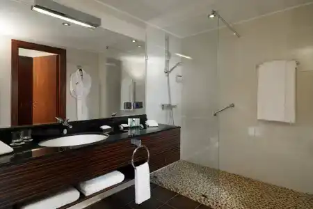 Marriott - 44