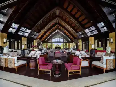 Pullman Oceanview Sanya Bay Resort & Spa - 24