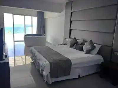 King Evelthon Beach & Resort - 44