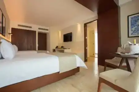 Krystal Grand Cancun - 92