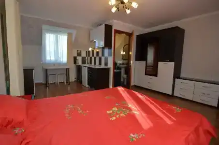 Таврический - 3