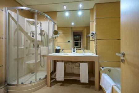 Nelva - 43