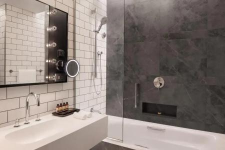 The Wb Abu Dhabi, Curio Collection By Hilton - 42