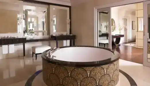Four Seasons Hotel Moscow - 100