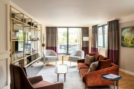 The Guardsman - Preferreds and Resorts - 52