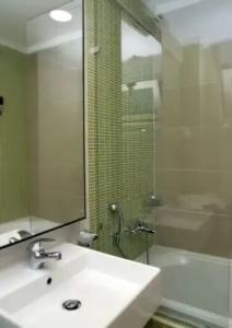 Atlantica Amalthia Beach - Adults Only - 36