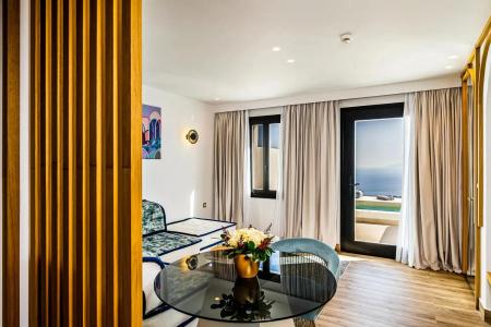 Cresanto Luxury Suites - 57