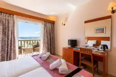 Ariti Grand - 33