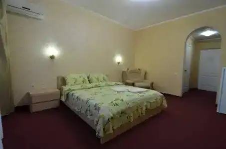 Ксения - 1