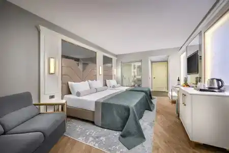 Queen's Park Rai Premium Tekirova - 30